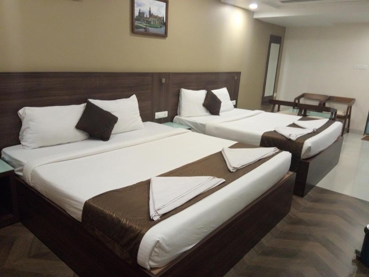 Hotel Shringar Palace Hubballi Exteriör bild